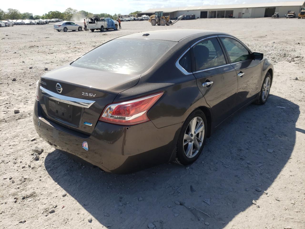 Photo 4 from auction – 2013 NISSAN ALTIMA with VIN 1N4AL3AP5DC198108