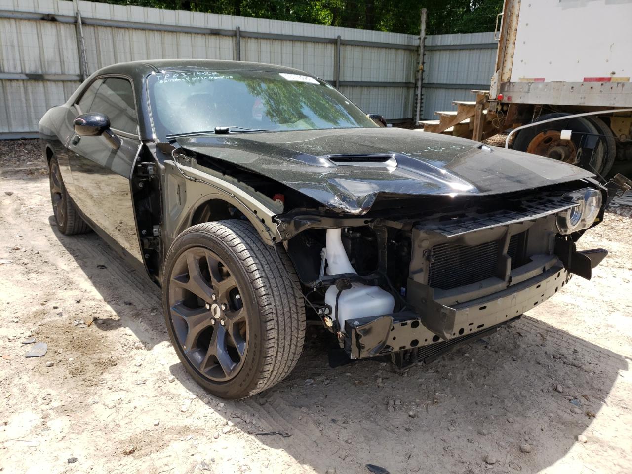 DODGE CHALLENGER 2018 with VIN 2C3CDZAG7JH182833 - Photo from auction