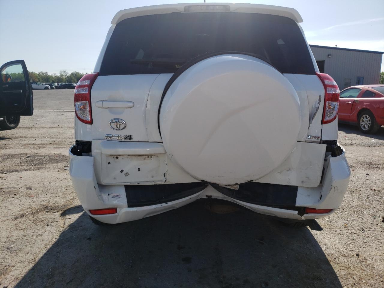 صورة رقم 20 من المزاد - 2011 TOYOTA RAV4 مع VIN 2T3BK4DV1BW061534