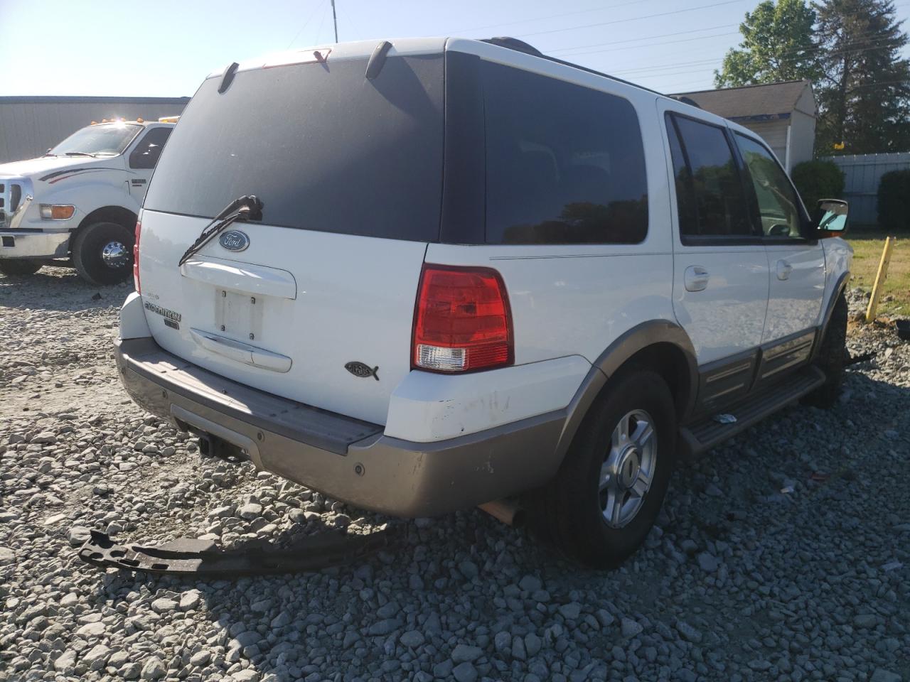 Photo 4 from auction – 2003 FORD EXPEDITION with VIN 1FMRU17W83LB98790