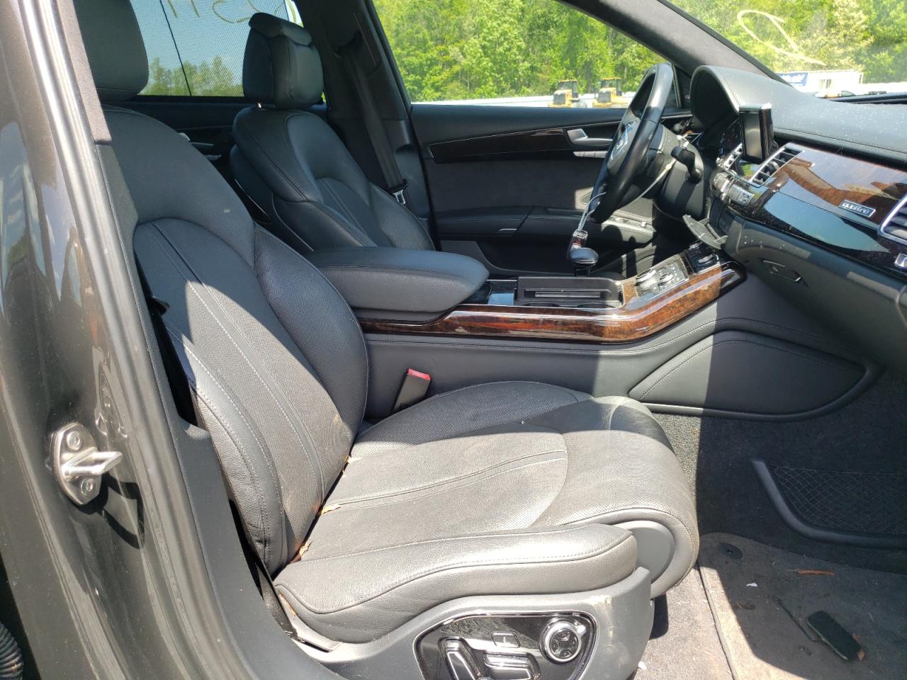 Photo 5 from auction – 2012 AUDI A8 L QUATT with VIN WAURVAFD4CN014352