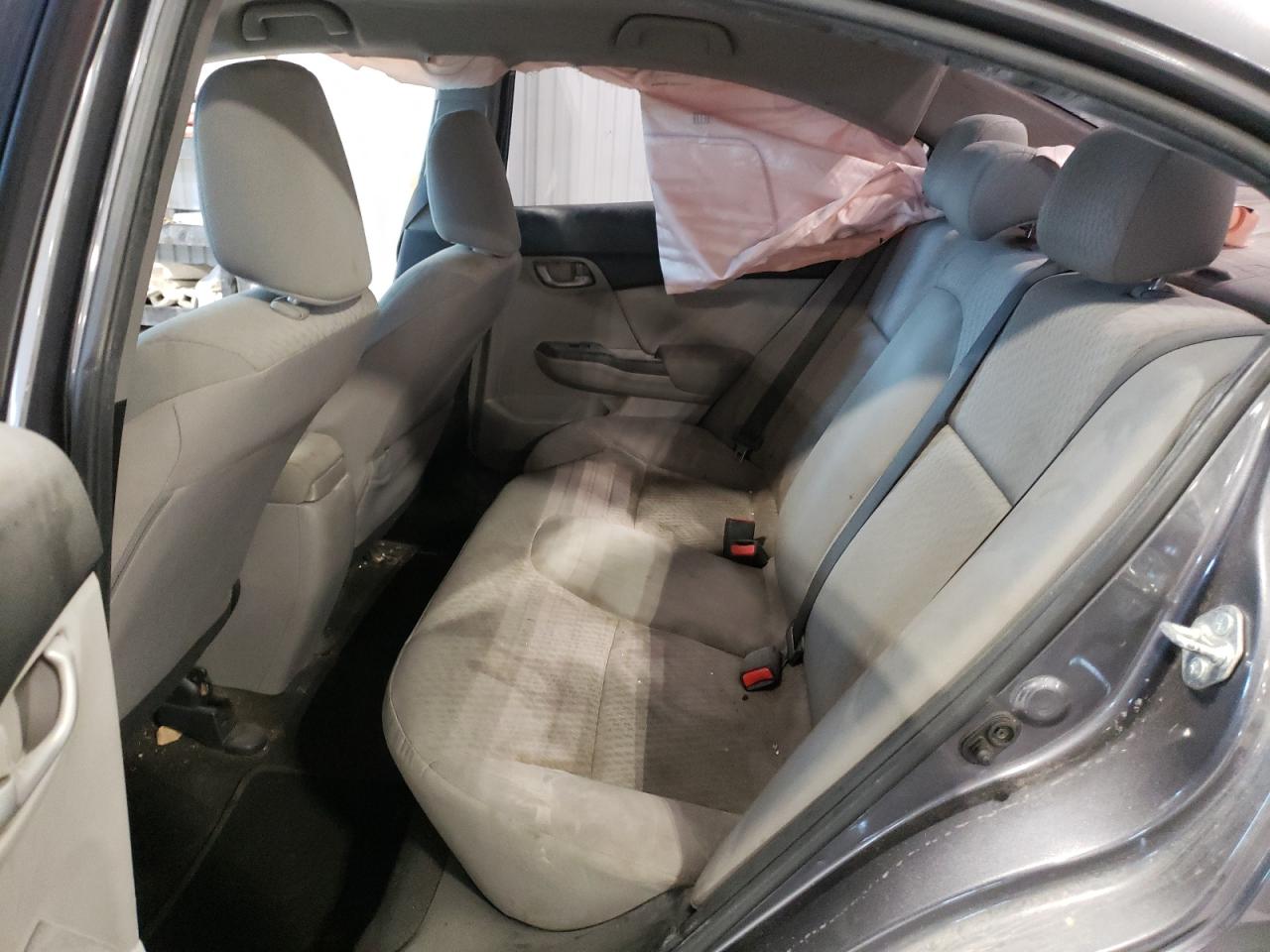 Photo 6 from auction – 2015 HONDA CIVIC LX with VIN 2HGFB2F57FH564513