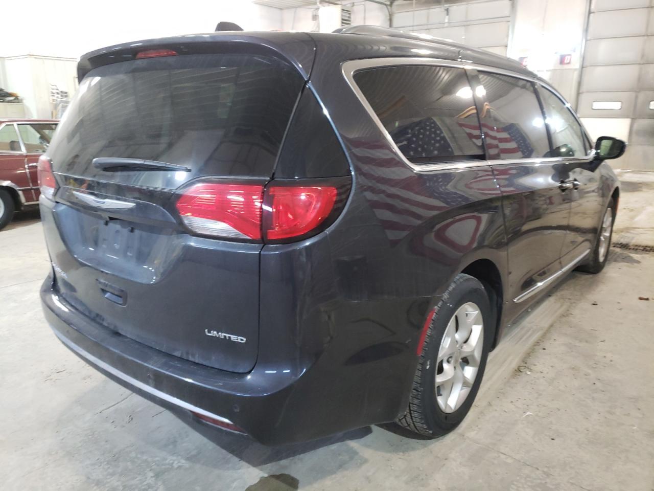 Photo 4 from auction – 2020 CHRYSLER PACIFICA L with VIN 2C4RC1GG7LR272434