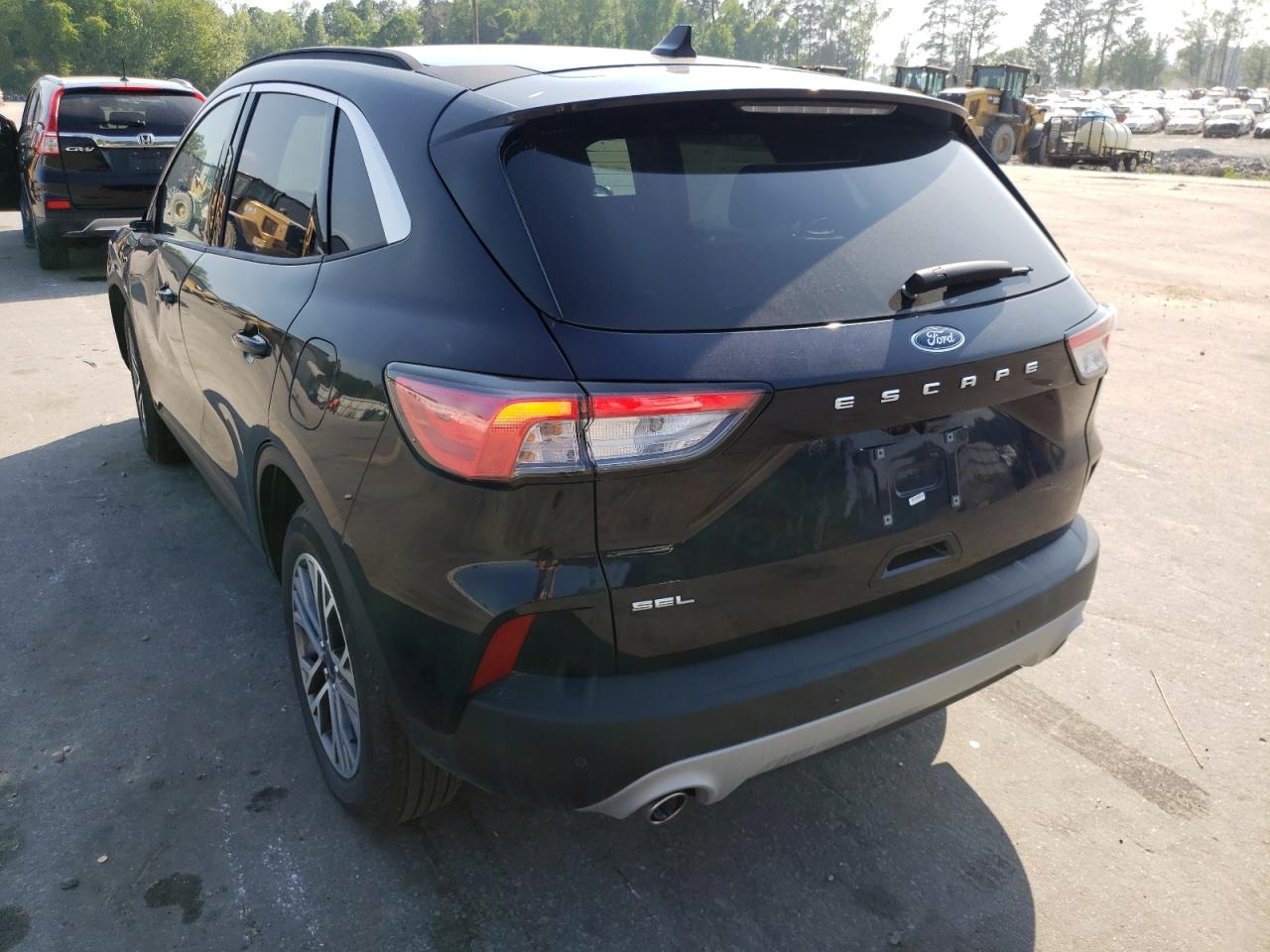 Photo 3 from auction – 2021 FORD ESCAPE SEL with VIN 1FMCU0H67MUA57591