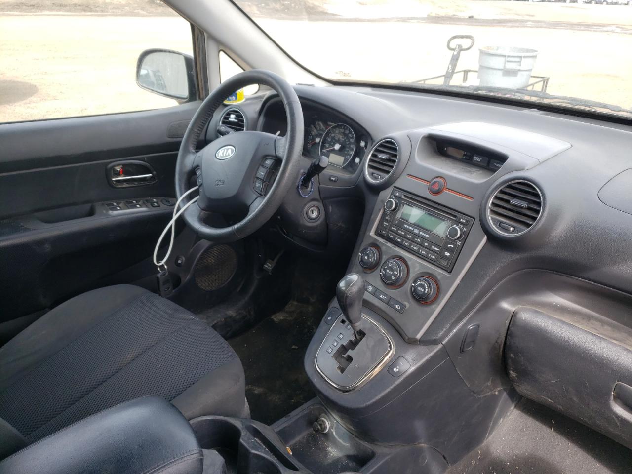 Photo 9 from auction – 2011 KIA RONDO with VIN KNAHH8A89B7338311
