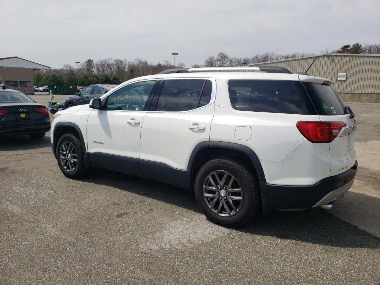 Photo 3 from auction – 2017 GMC ACADIA SLT with VIN 1GKKNULS3HZ135693