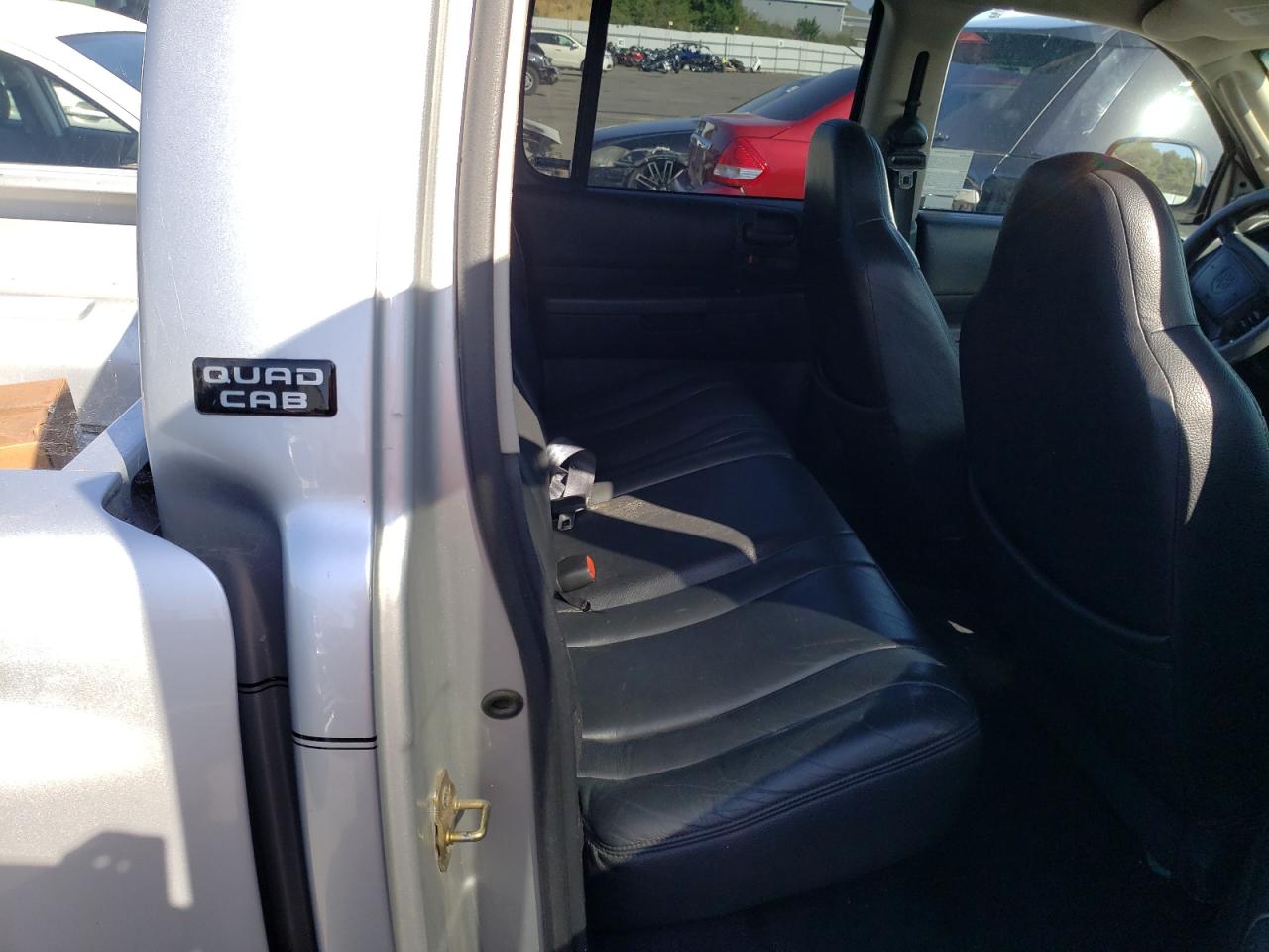 Photo 6 from auction – 2001 DODGE DAKOTA QUA with VIN 1B7GG2AN41S137786
