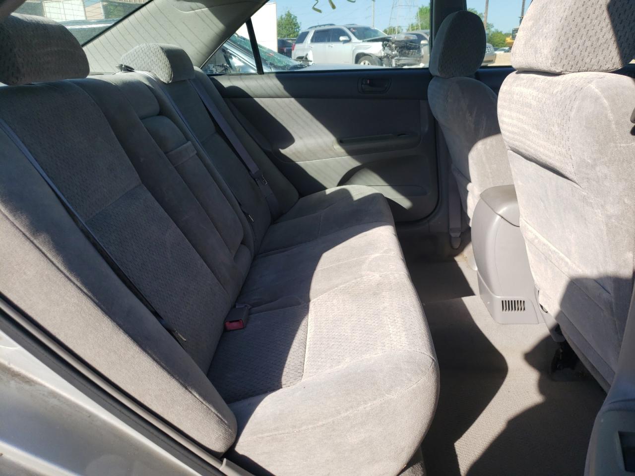 Photo 6 from auction – 2002 TOYOTA CAMRY LE with VIN 4T1BE32K62U581408