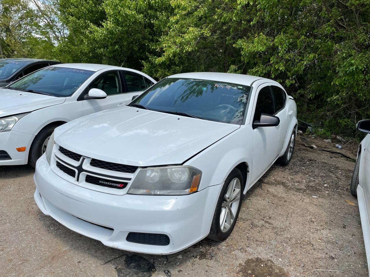 Photo 2 from auction – 2014 DODGE AVENGER SE with VIN 1C3CDZABXEN139752