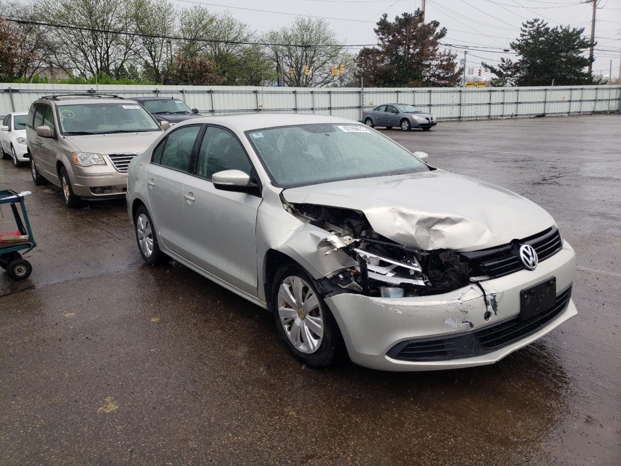 VOLKSWAGEN JETTA SE 2012 with VIN 3VWDP7AJ5CM331815 - Photo from auction