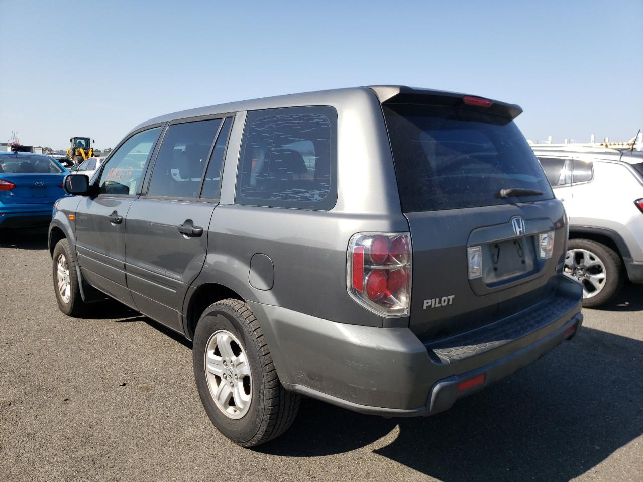 Photo 3 from auction – 2007 HONDA PILOT LX with VIN 5FNYF18197B018044