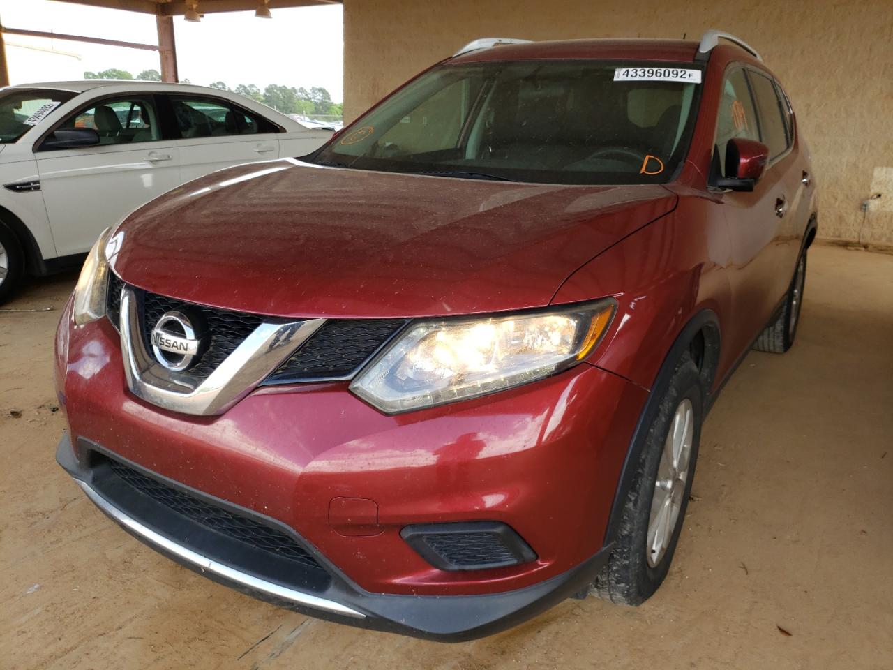 Photo 2 from auction – 2016 NISSAN ROGUE S with VIN 5N1AT2MT3GC900505