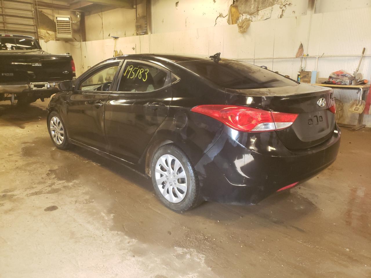 Photo 3 from auction – 2012 HYUNDAI ELANTRA GL with VIN 5NPDH4AE5CH069754
