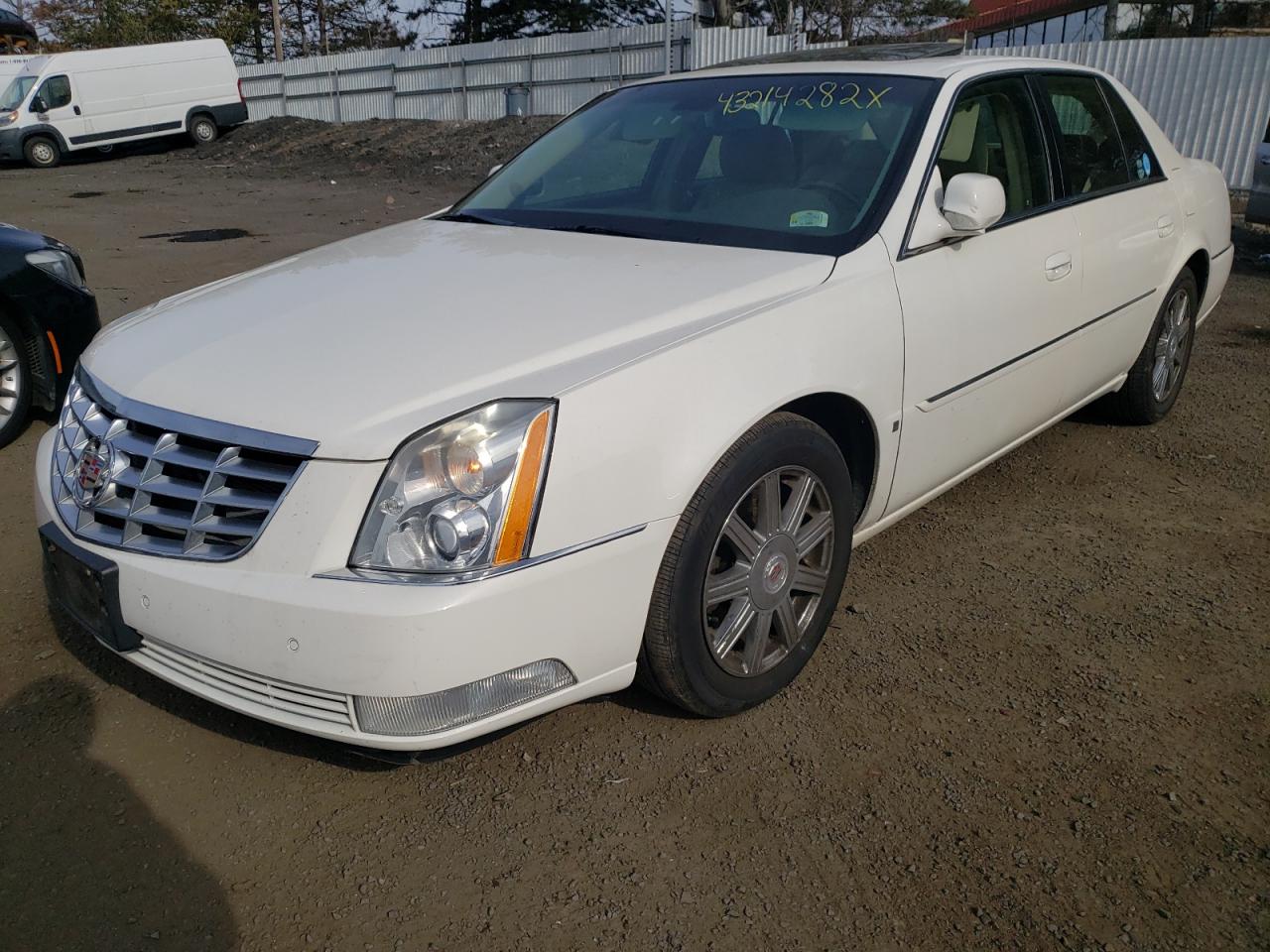 Photo 2 from auction – 2008 CADILLAC DTS with VIN 1G6KD57Y68U126084