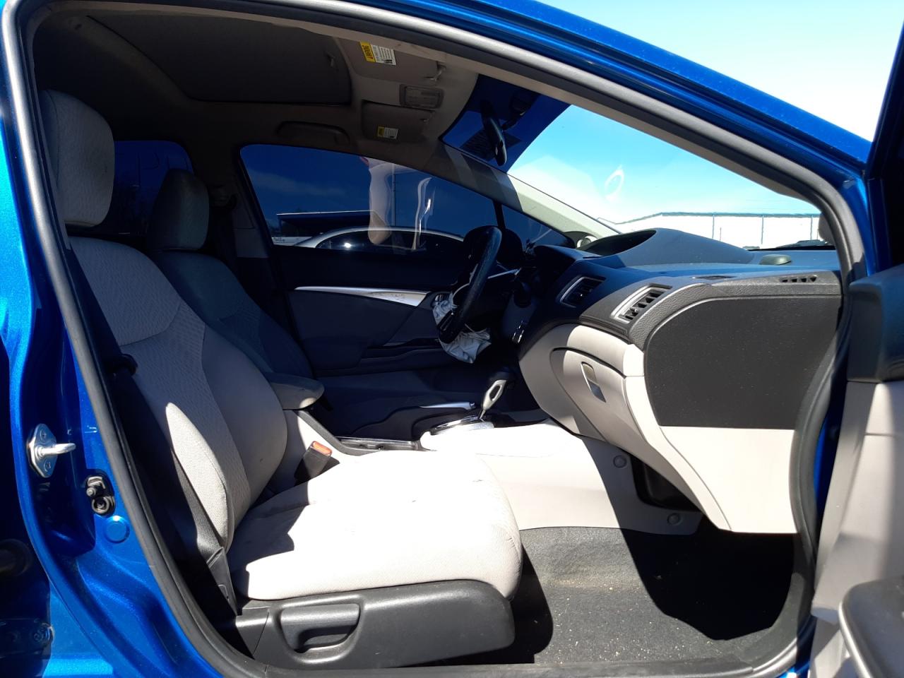 Photo 5 from auction – 2015 HONDA CIVIC EX with VIN 2HGFB2F87FH531277