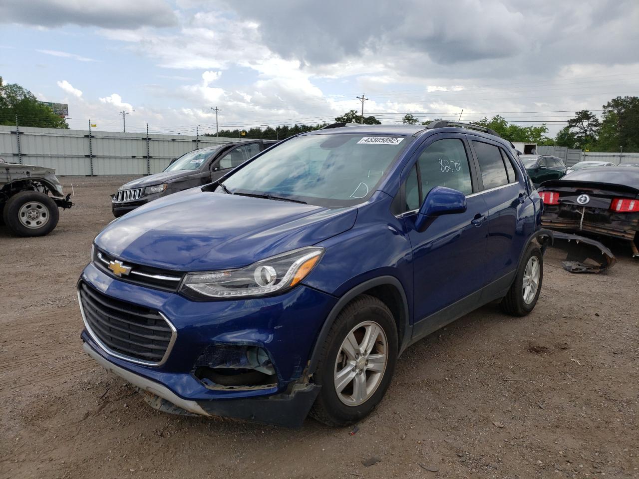 Photo 2 from auction – 2017 CHEVROLET TRAX 1LT with VIN 3GNCJLSBXHL132408