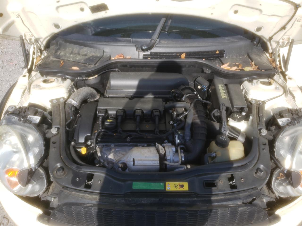 Photo 7 from auction – 2010 MINI COOPER S with VIN WMWMF7C58ATX43986
