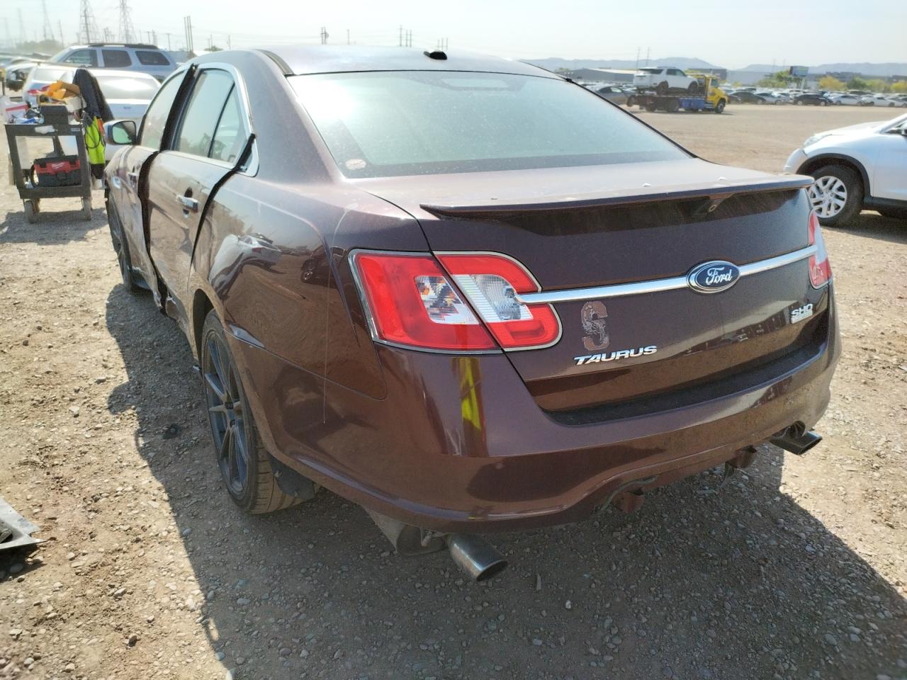 Photo 3 from auction – 2010 FORD TAURUS SHO with VIN 1FAHP2KT4AG119508