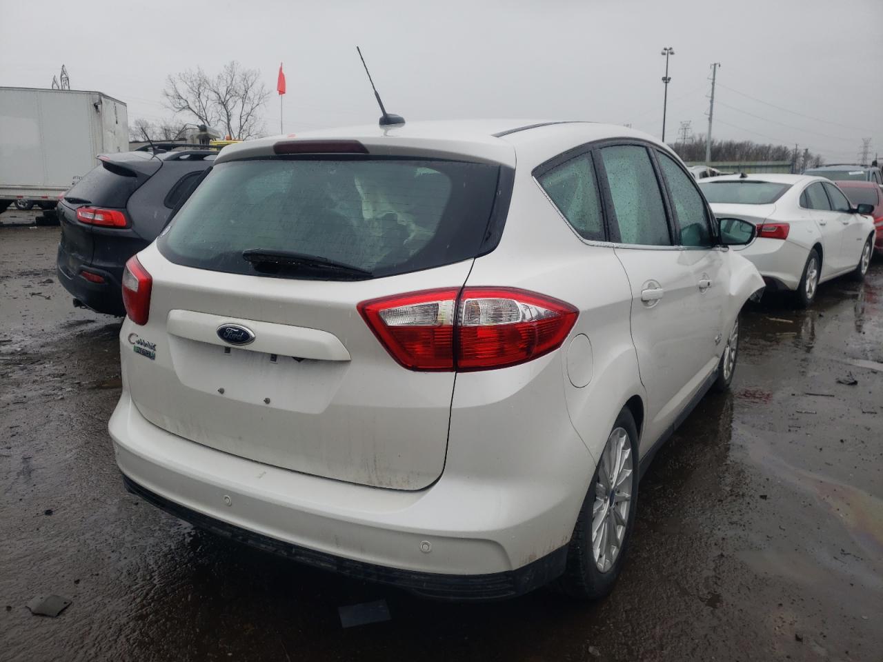 Photo 4 from auction – 2016 FORD C-MAX PREM with VIN 1FADP5CU9GL109693