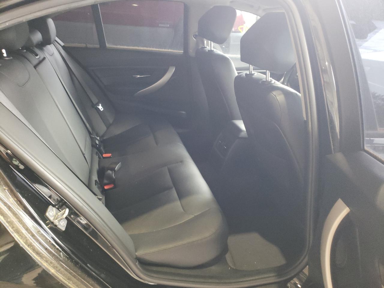 Photo 6 from auction – 2013 BMW 328 I SULE with VIN WBA3C1C52DF441369