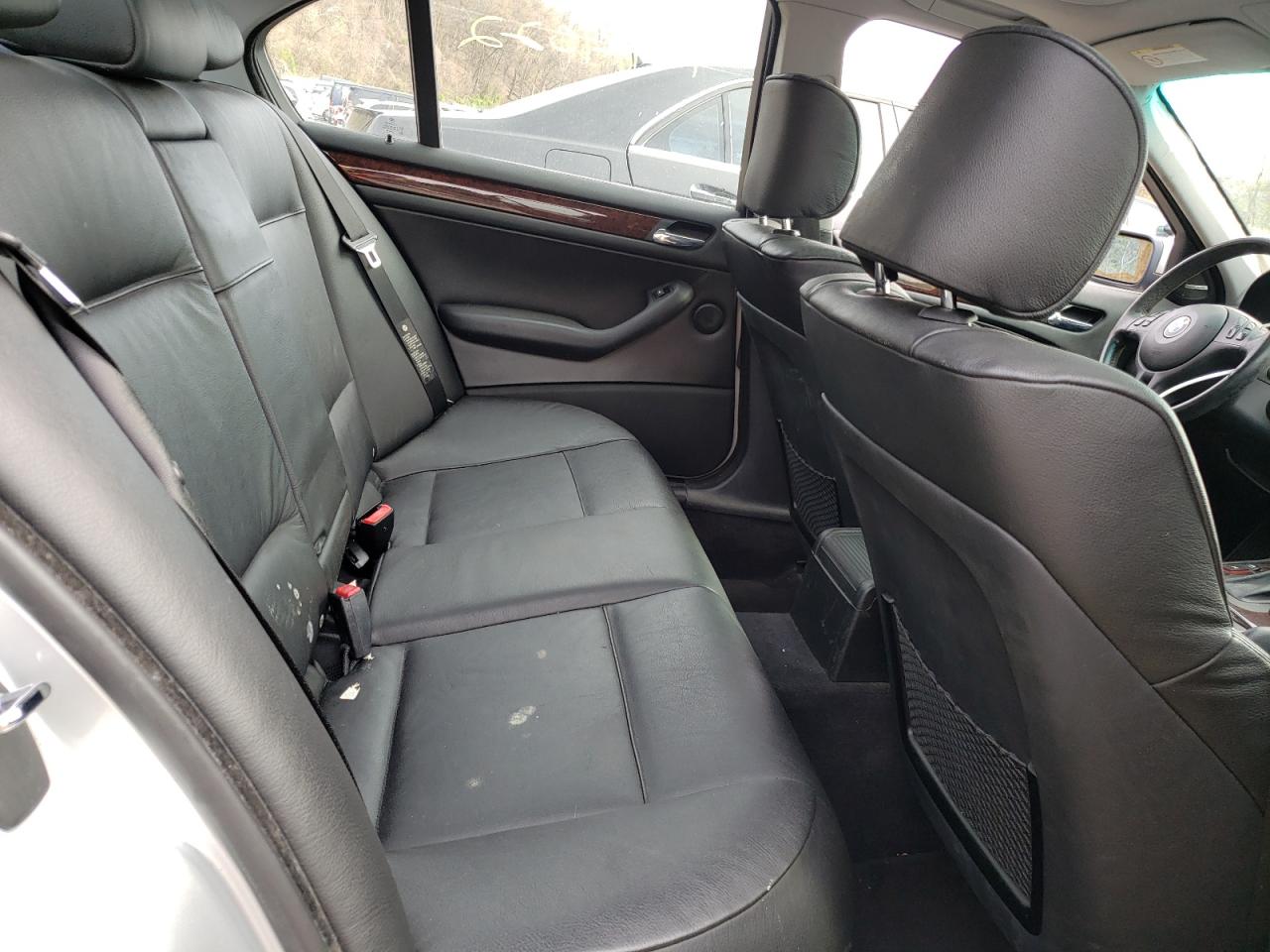 Photo 6 from auction – 2005 BMW 330 XI with VIN WBAEW53475PN37539