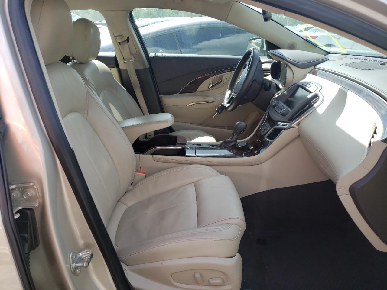 Photo 5 from auction – 2014 BUICK LACROSSE with VIN 1G4GB5G31EF191711