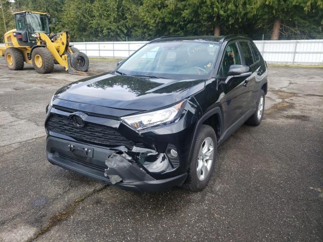 Photo 2 from auction – 2021 TOYOTA RAV4 XLE with VIN 2T3P1RFV1MC217403