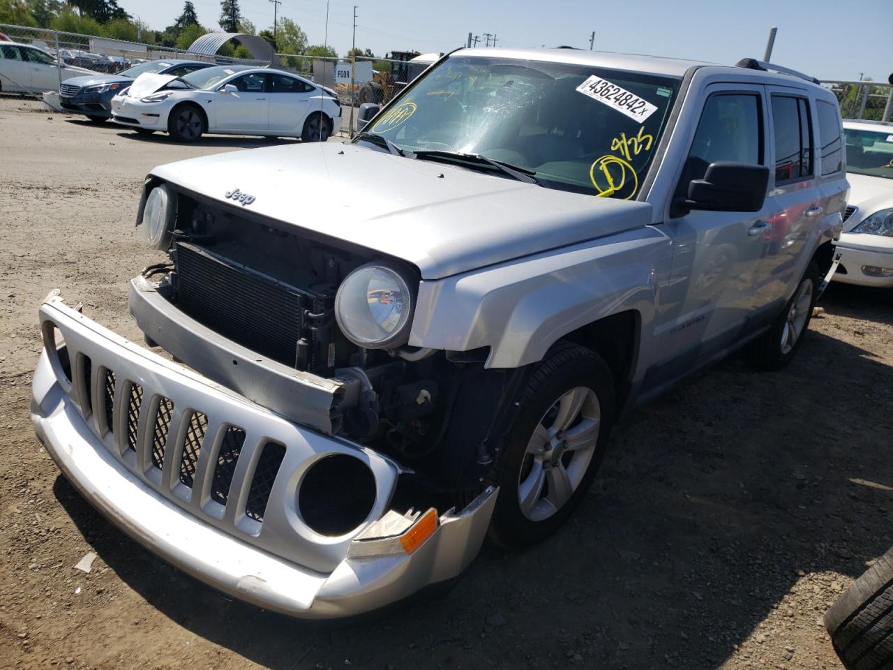 Photo 2 from auction – 2011 JEEP PATRIOT LA with VIN 1J4NF4GB3BD281817