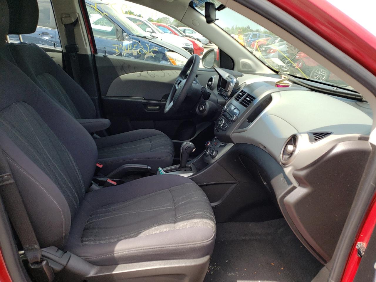 Photo 5 from auction – 2013 CHEVROLET SONIC LT with VIN 1G1JC5SHXD4122478