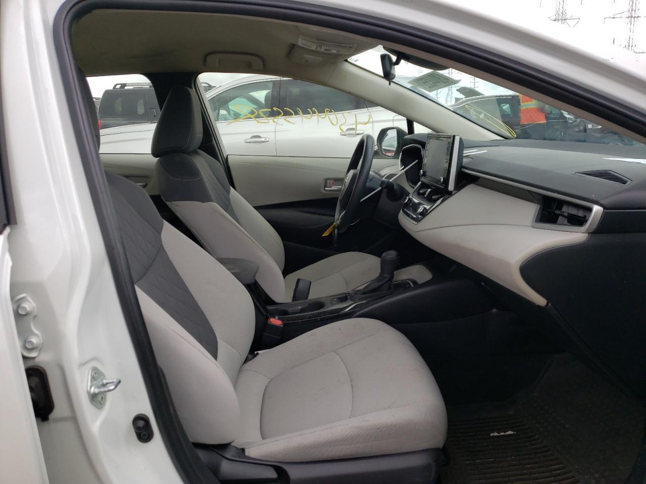Photo 5 from auction – 2020 TOYOTA COROLLA LE with VIN JTDEBRBE0LJ016128