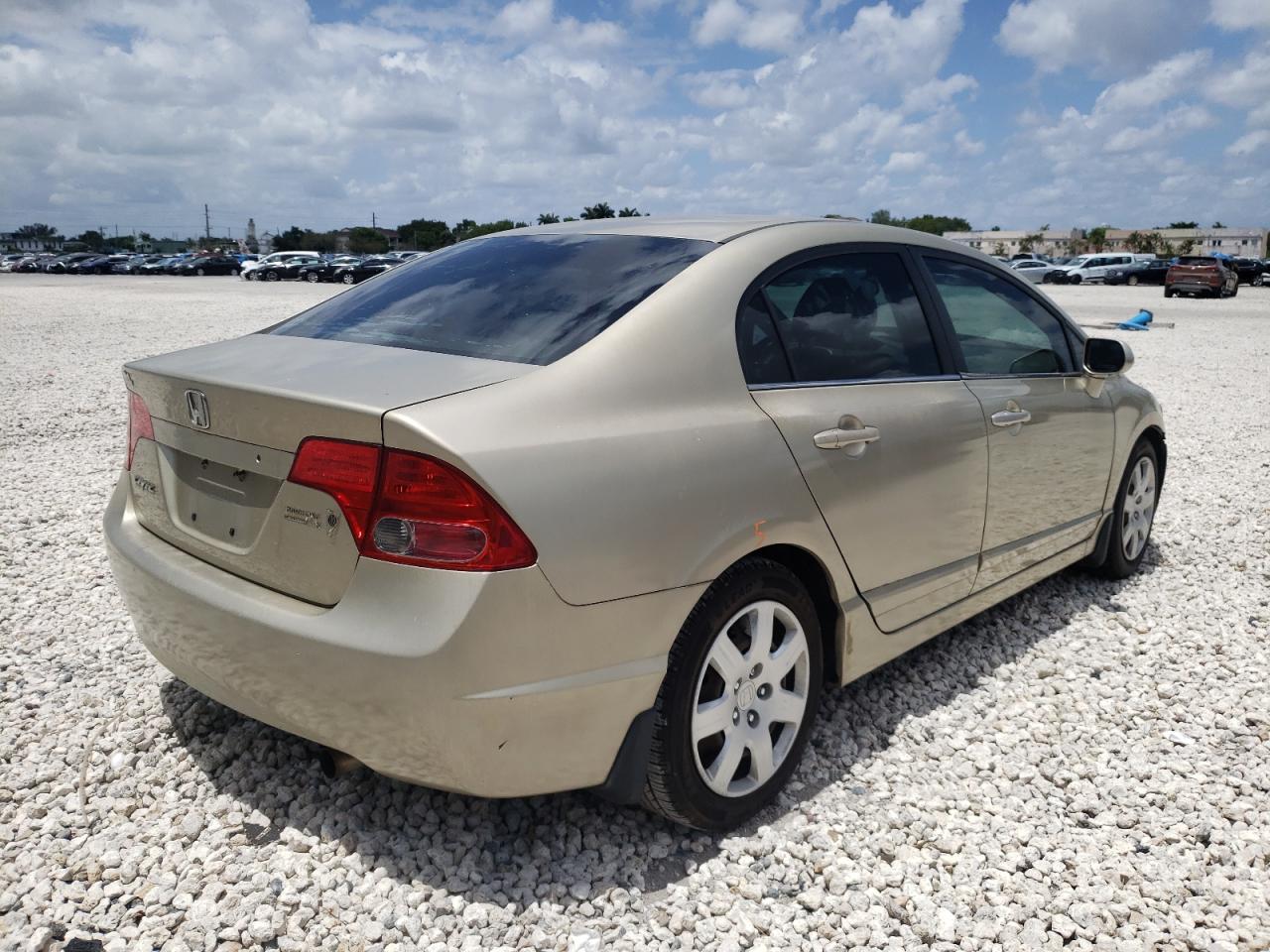 Photo 4 from auction – 2007 HONDA CIVIC LX with VIN 1HGFA16597L013341