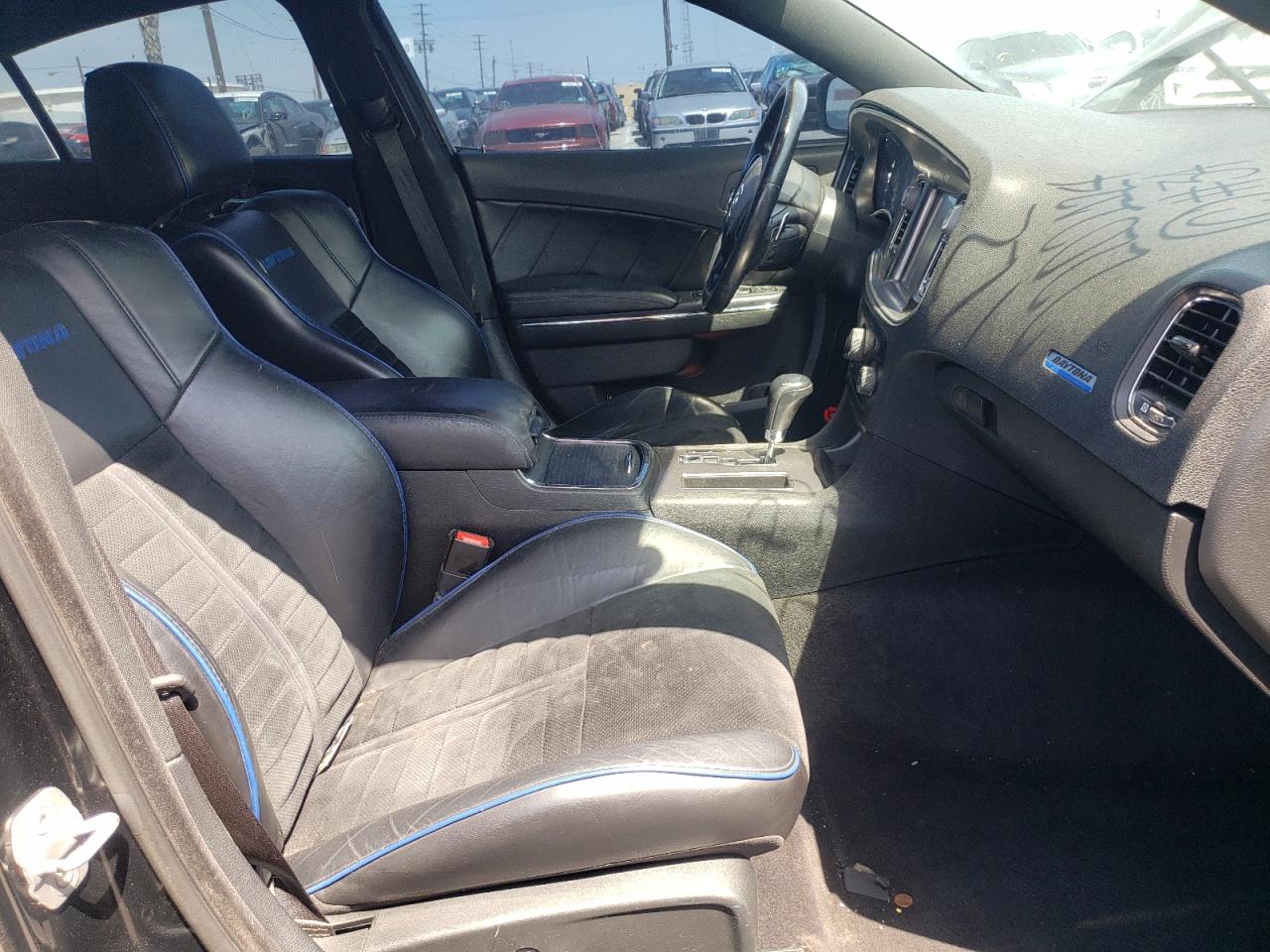 Photo 5 from auction – 2013 DODGE CHARGER R/ with VIN 2C3CDXCTXDH655742