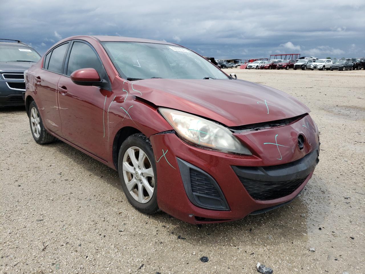 MAZDA 3 I 2011 with VIN JM1BL1VG3B1458897 - Photo from auction
