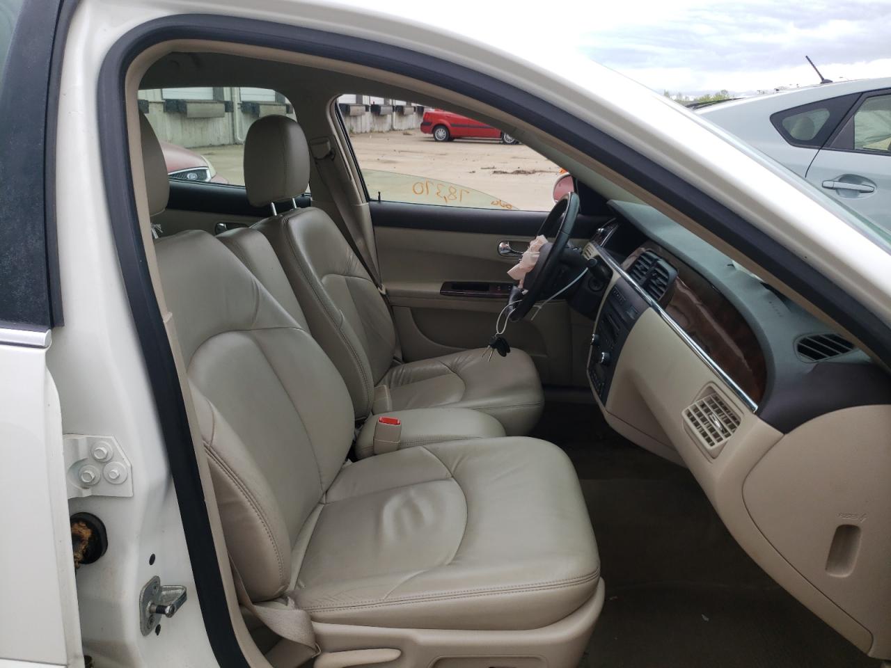 Photo 5 from auction – 2008 BUICK LACROSSE C with VIN 2G4WD582481154174