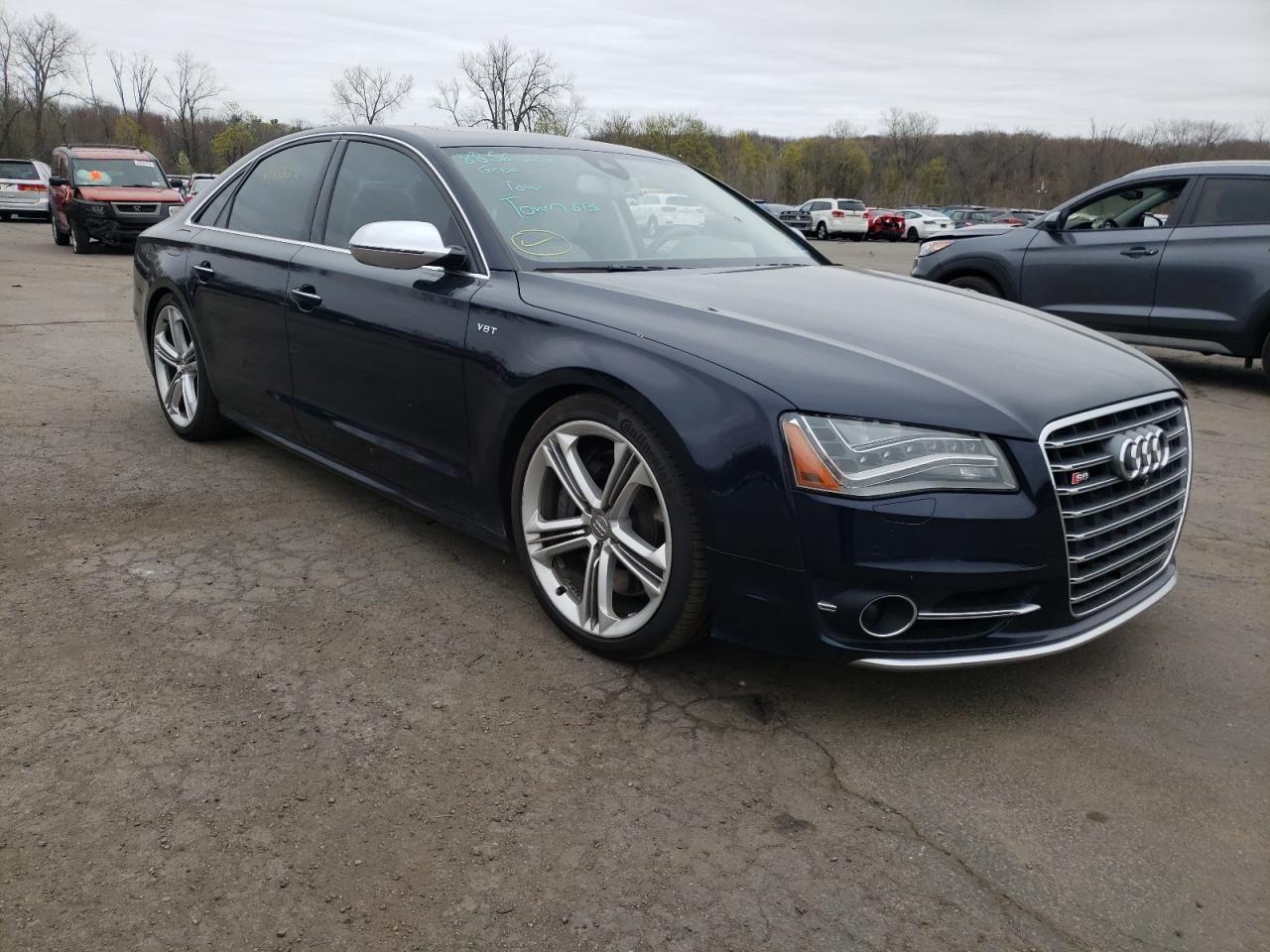 AUDI S8 QUATTRO 2013 with VIN WAUD2AFD4DN015618 - Photo from auction