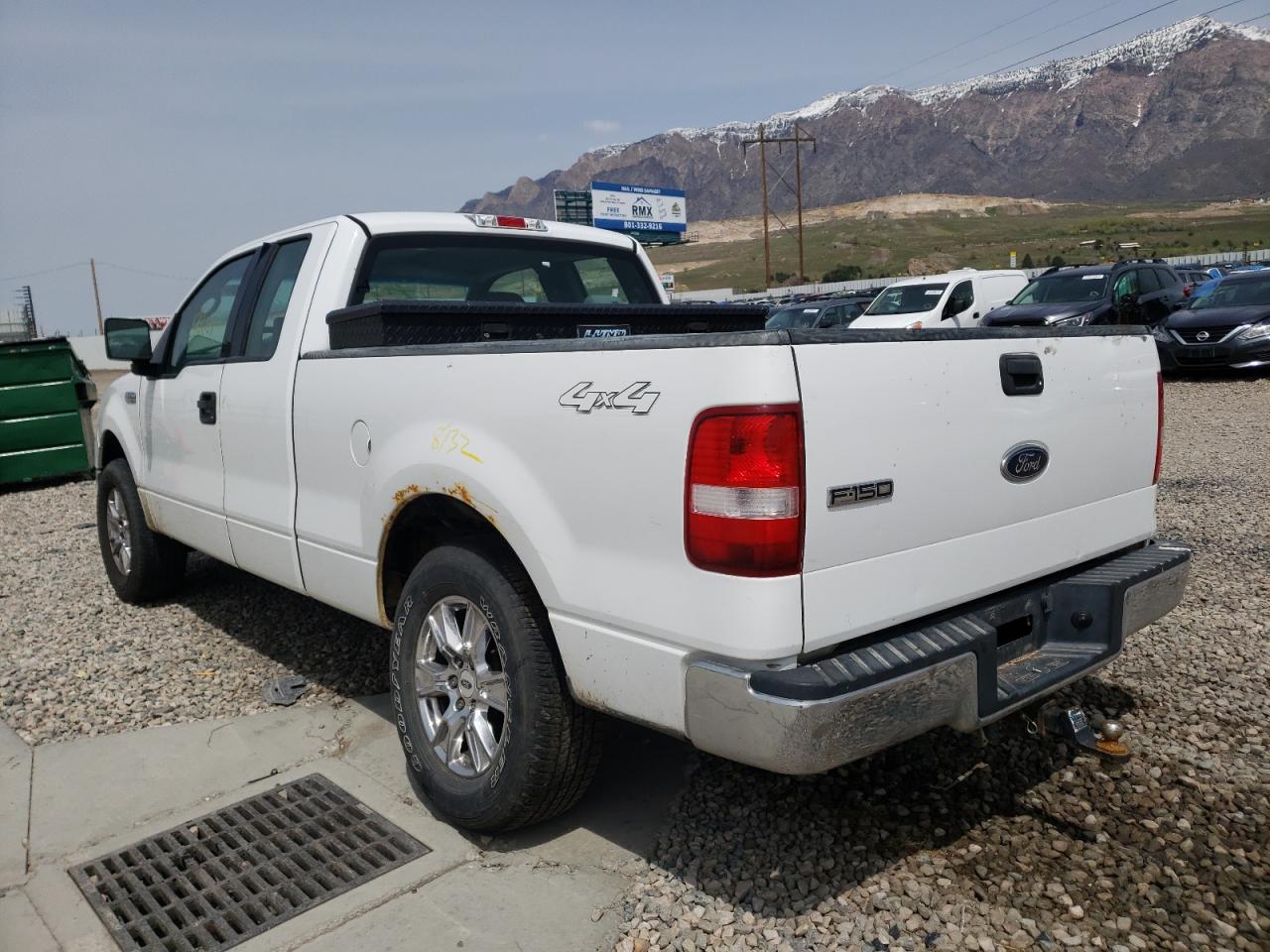 Photo 3 from auction – 2004 FORD F150 with VIN 1FTRX14W24NB85619