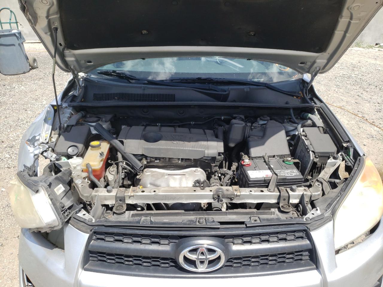 Photo 7 from auction – 2011 TOYOTA RAV4 with VIN 2T3ZF4DV8BW084957