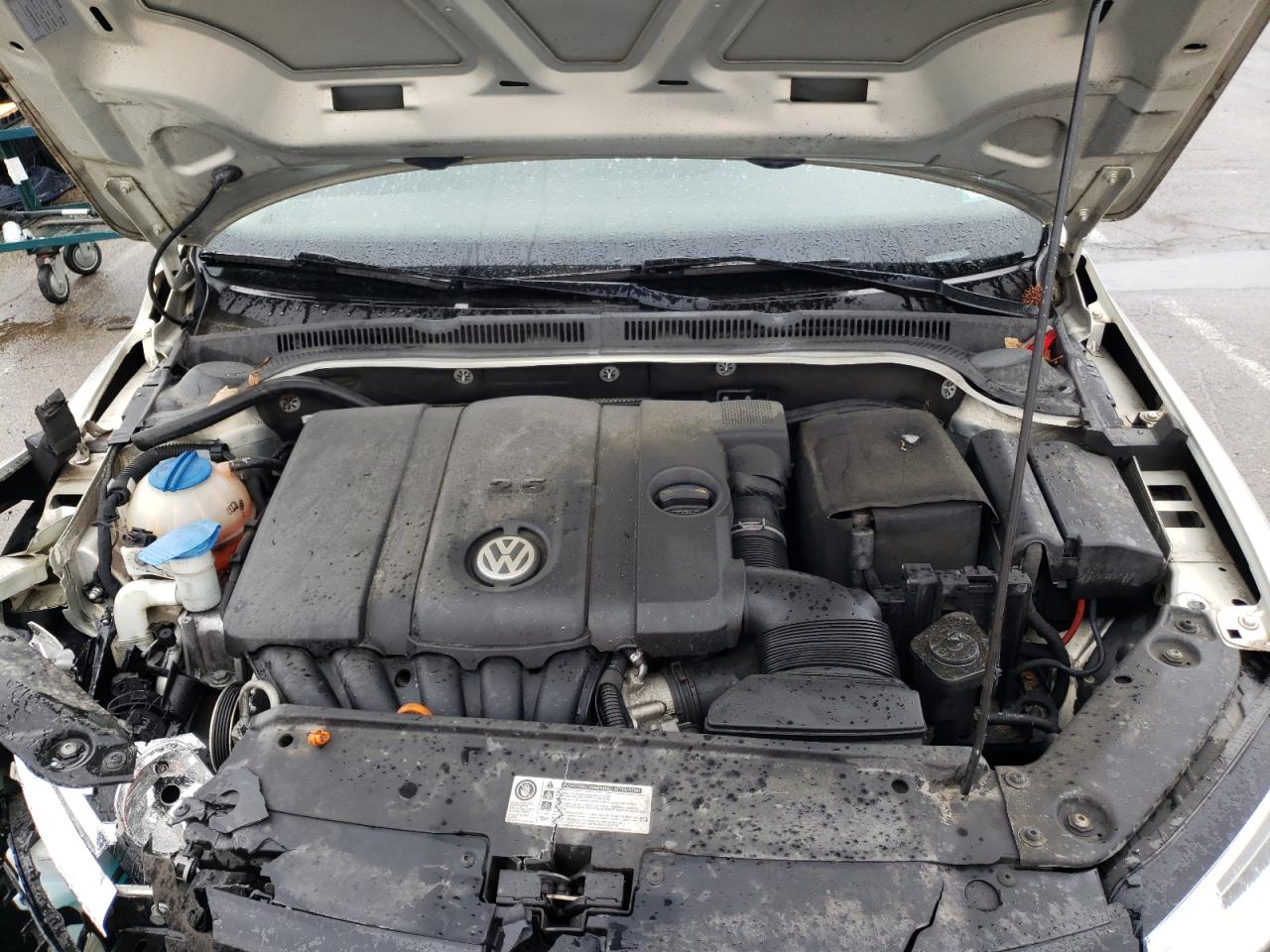 Photo 7 from auction – 2012 VOLKSWAGEN JETTA SE with VIN 3VWDP7AJ5CM331815