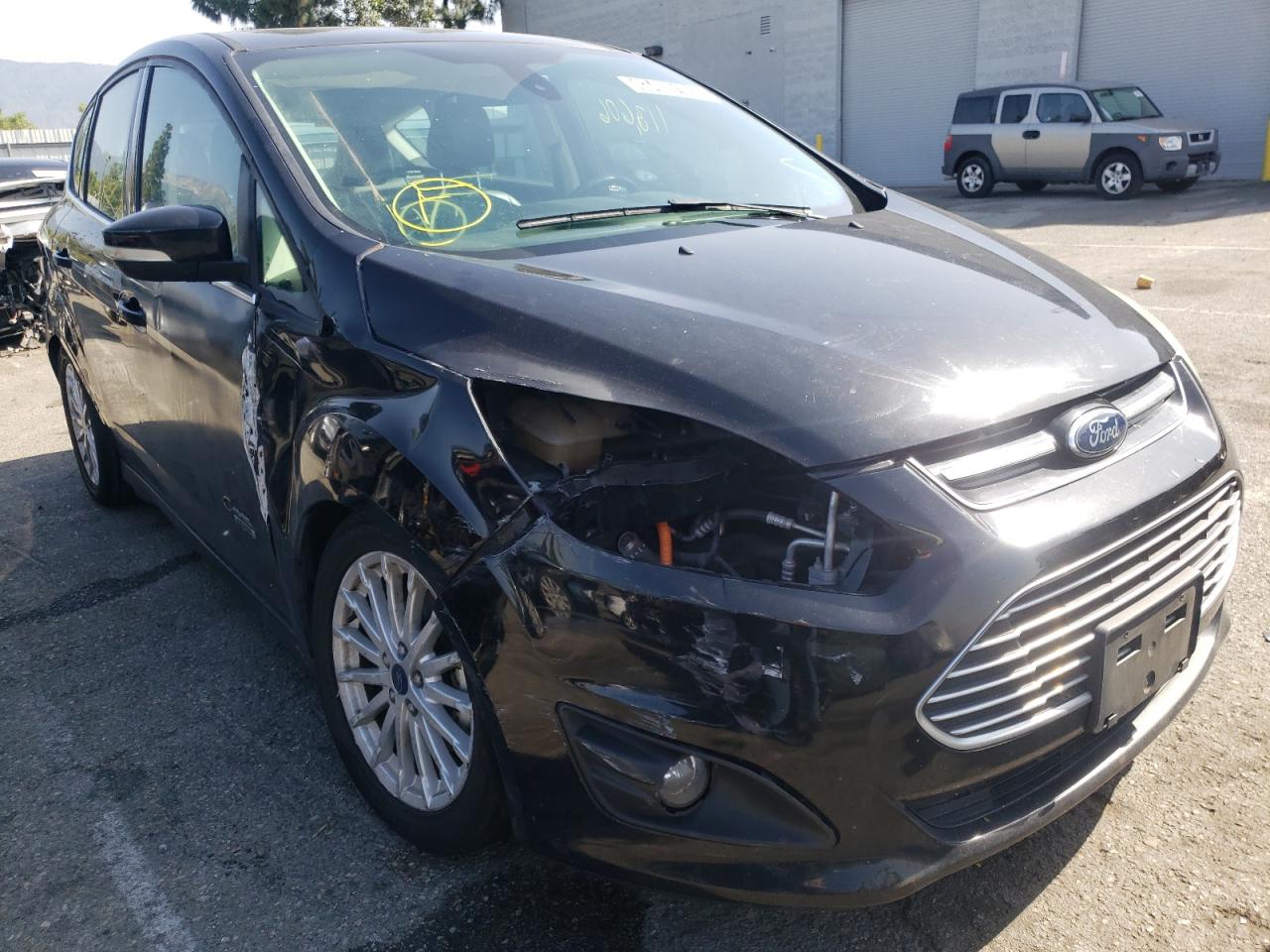 FORD C-MAX PREM 2016 with VIN 1FADP5CU2GL110698 - Photo from auction