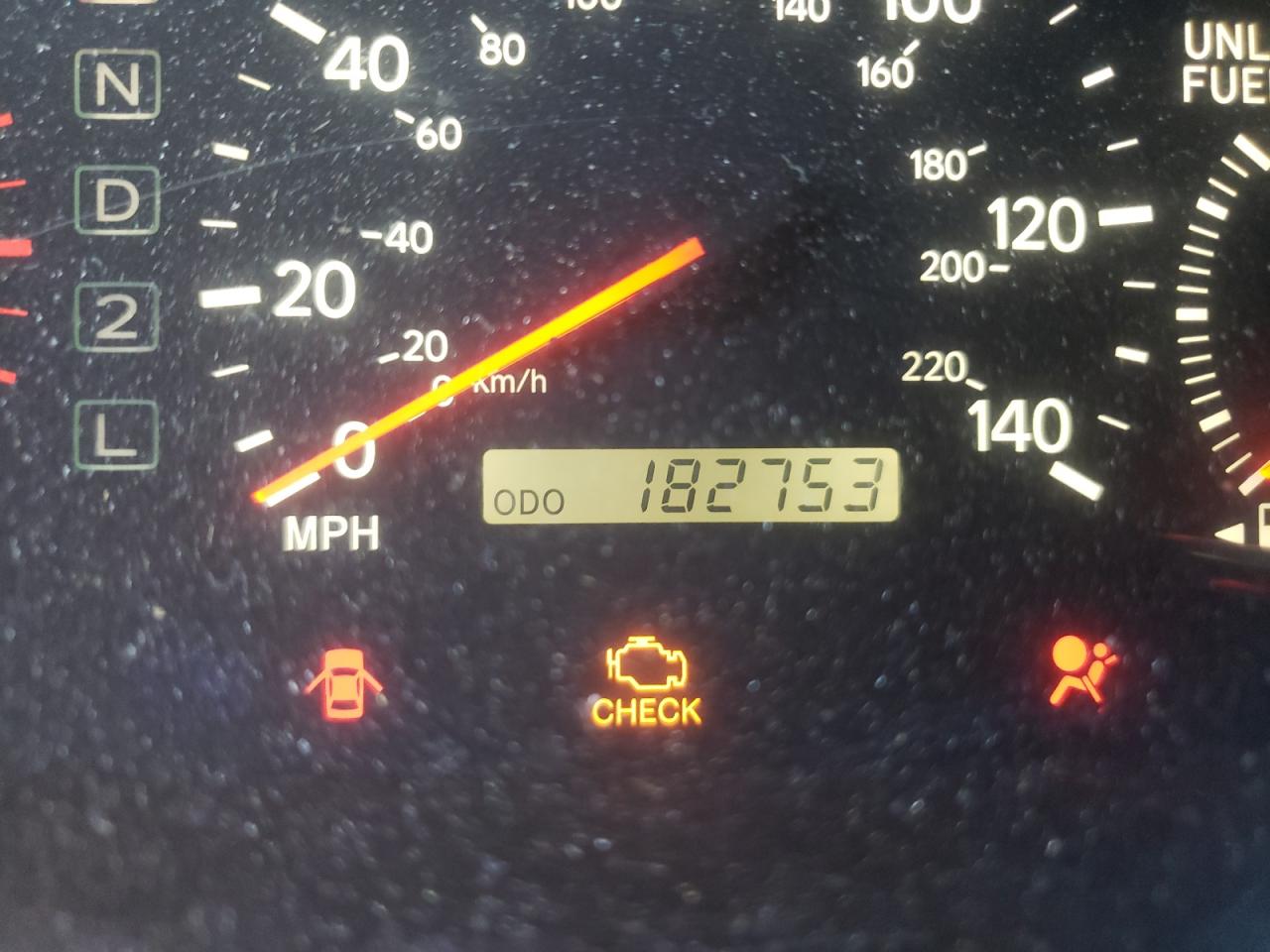 Photo 8 from auction – 2000 LEXUS ES 300 with VIN JT8BF28G0Y0262678