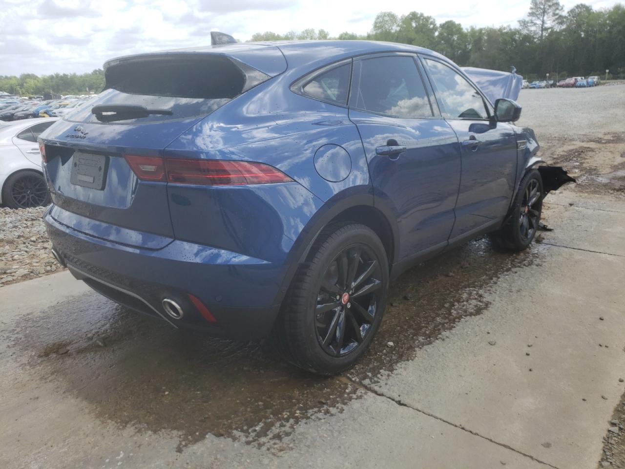 Photo 4 from auction – 2022 JAGUAR E-PACE SE with VIN SADFP2FX8N1031105