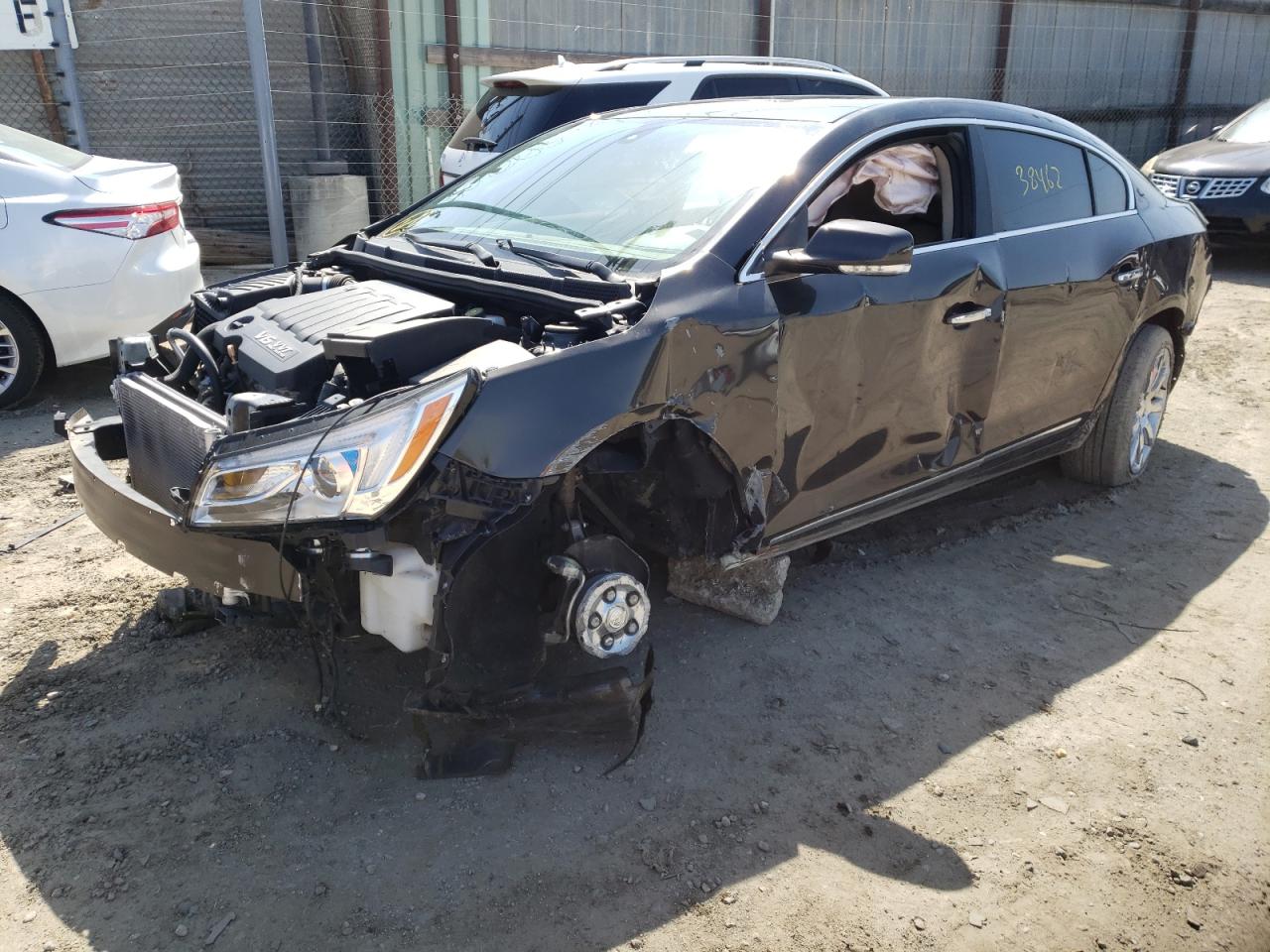 Photo 2 from auction – 2014 BUICK LACROSSE with VIN 1G4GB5G33EF172089