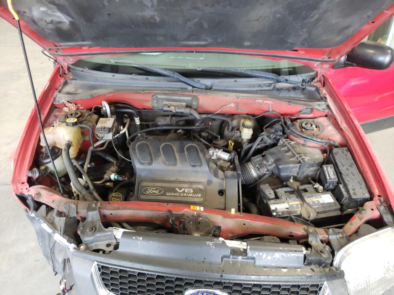 Photo 7 from auction – 2002 FORD ESCAPE XLT with VIN 1FMYU03132KD84080