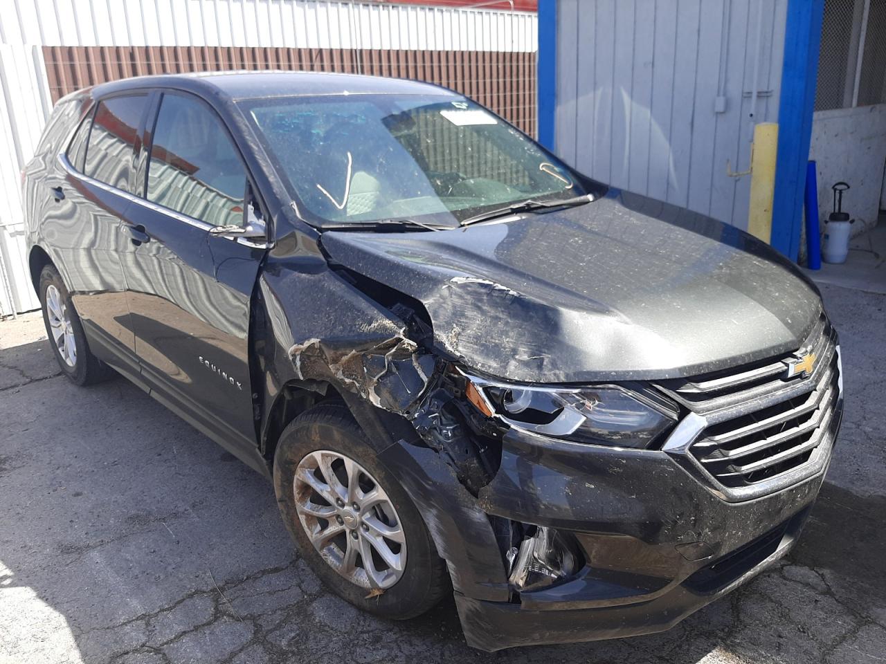 Photo 1 from auction – 2020 CHEVROLET EQUINOX LT with VIN 3GNAXKEV3LS582759