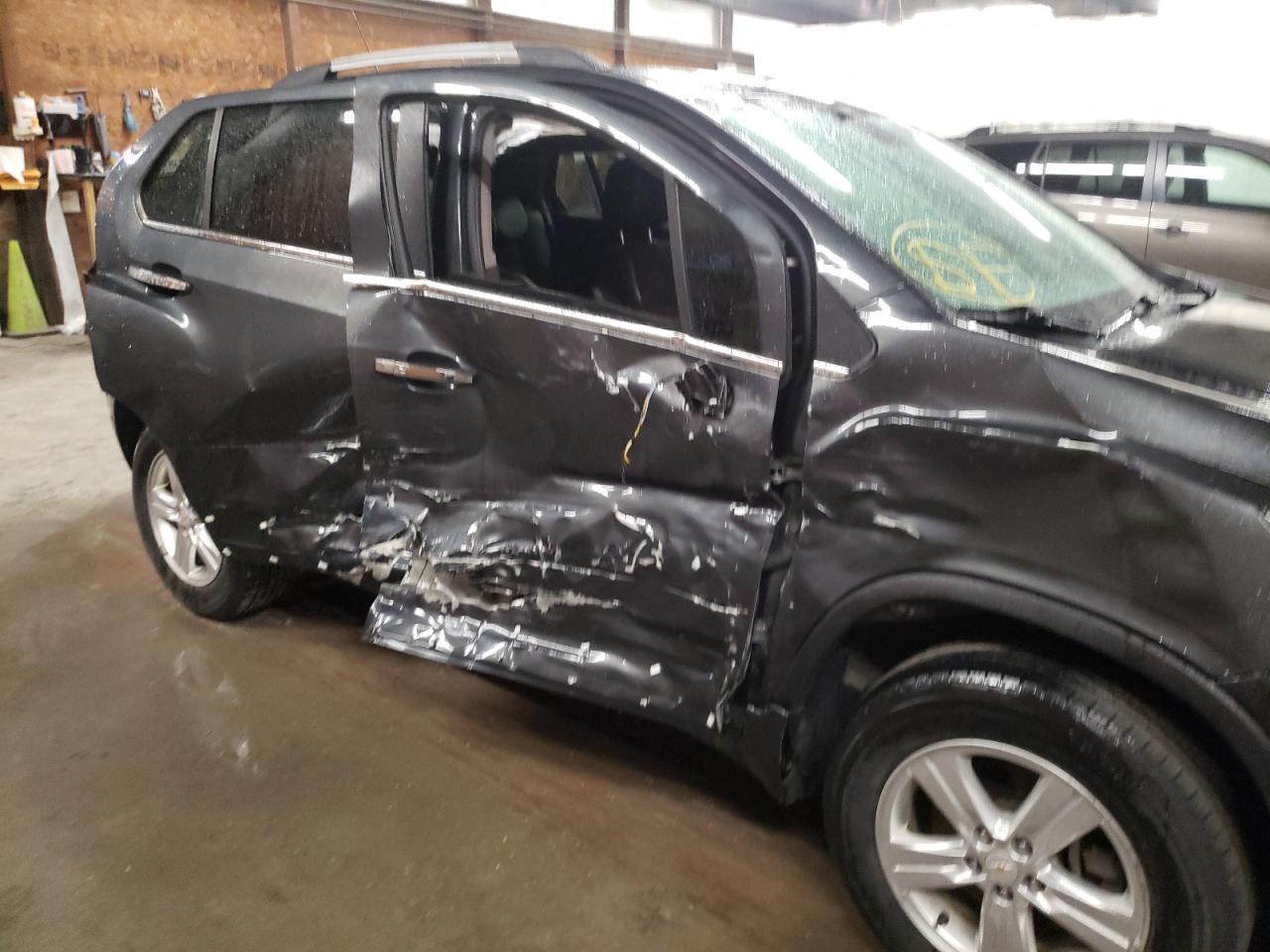 Photo 9 from auction – 2017 CHEVROLET TRAX 1LT with VIN KL7CJPSB5HB186133