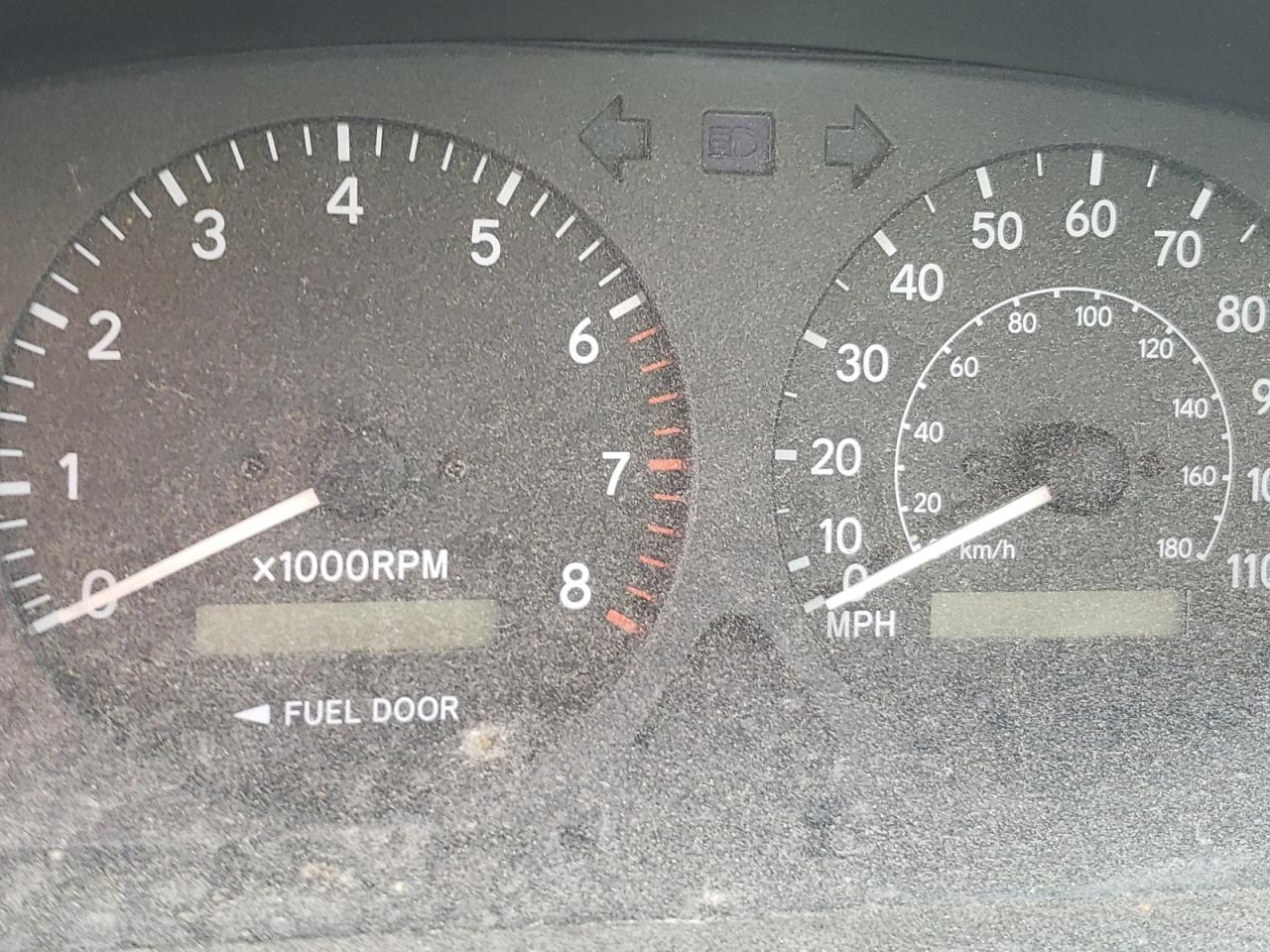 Photo 8 from auction – 2001 TOYOTA COROLLA CE with VIN 1NXBR12E91Z475598