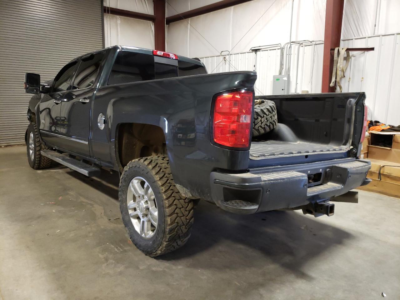 Photo 3 from auction – 2017 CHEVROLET SILVERADO with VIN 1GC1KXEY5HF129138