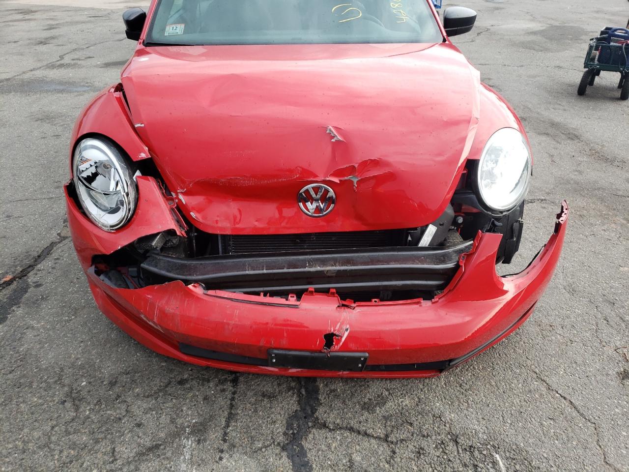 Photo 9 from auction – 2012 VOLKSWAGEN BEETLE with VIN 3VWFP7AT2CM646646