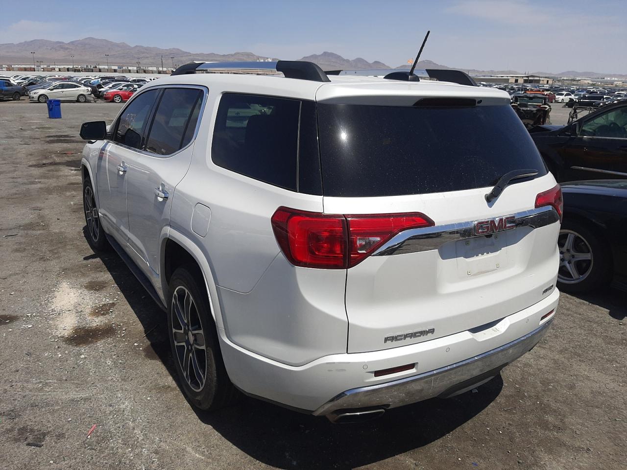 Photo 3 from auction – 2018 GMC ACADIA DEN with VIN 1GKKNXLS3JZ215468