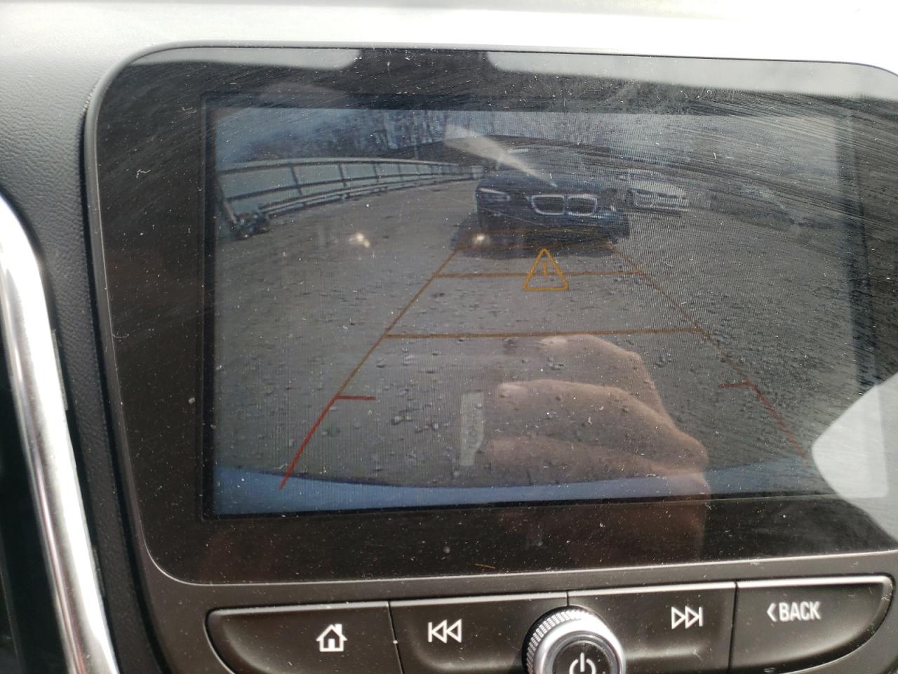 Photo 9 from auction – 2018 CHEVROLET EQUINOX LT with VIN 2GNAXTEX6J6297282